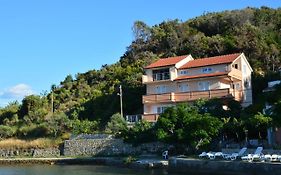 Apartments By The Sea Supetarska Draga - Donja, Rab - 17201